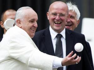 vatican-pope-baseball